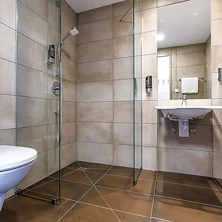 Seehotel 3* فورست