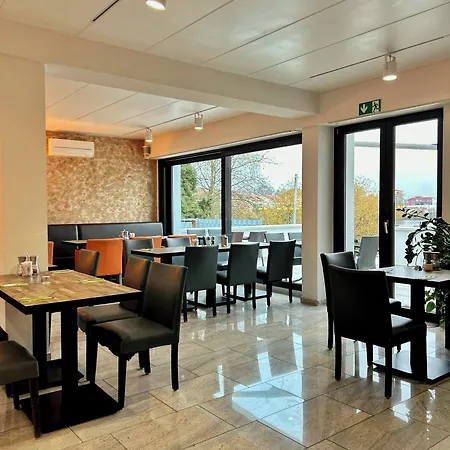 Seehotel Hotel Forst (Baden)