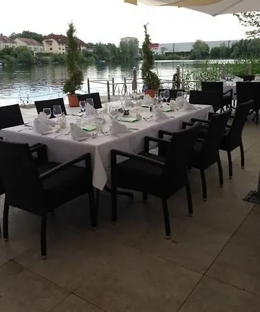 Seehotel Forst Hotel Forst (Baden)