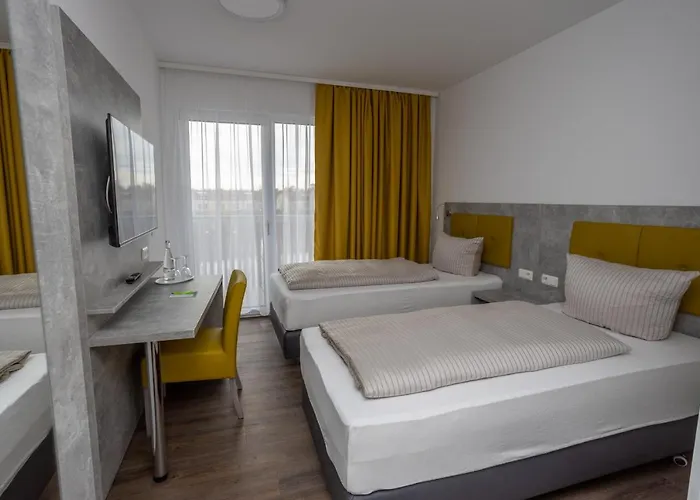 Seehotel Forst (Baden)