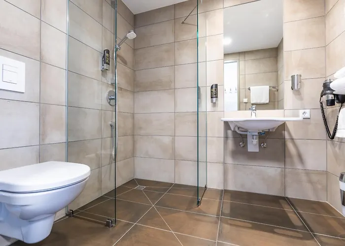 Seehotel 3* Forst (Baden)