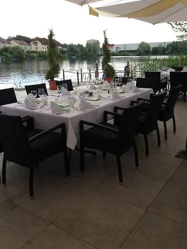 Seehotel Hotel Forst (Baden)